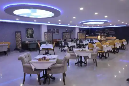 Eli̇t Otelhan - 15
