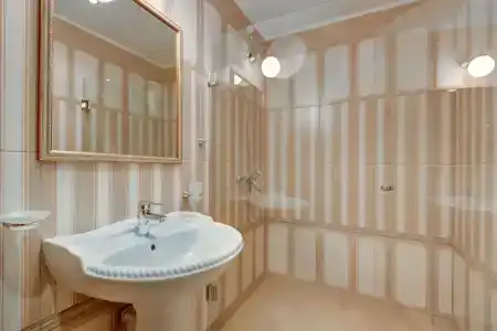 Venera & Anastasia Palace Apartments - 37