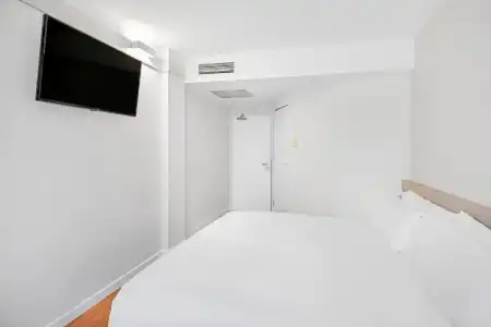 B&B Zaragoza Centro - 64