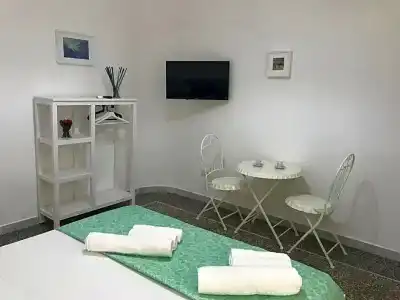 Mellos B&B - 92