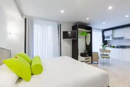 Sorrento Flats - 82