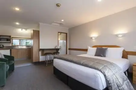 Amross Motel - 59