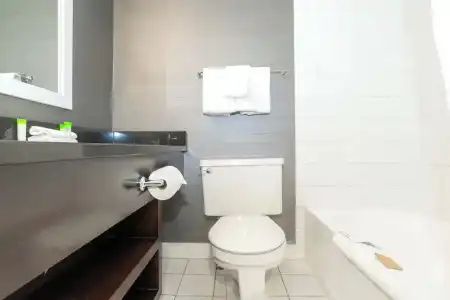 Sandman & Suites Kelowna - 72