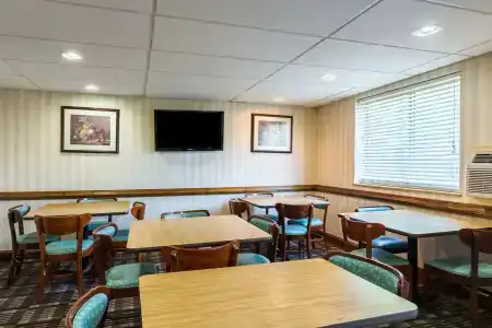 City Centre Inn at Newport News - 19
