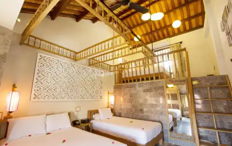 Hoi An Pho Library - 3