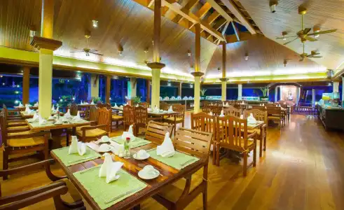 Khaolak Bay Front Resort - 28