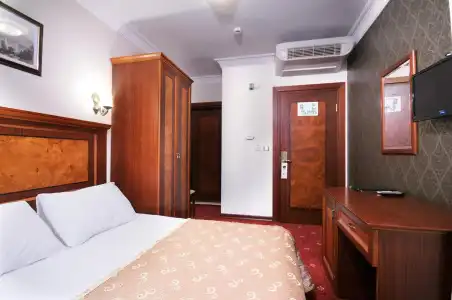 Grand Eyuboglu - 3