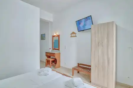 Pavlos Place - 161