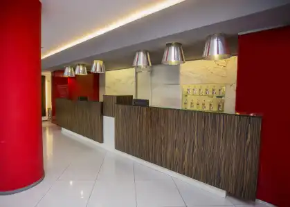 Oasis Plaza - 16