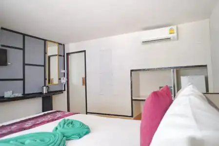 Phi Phi Nice Beach Resort - 69