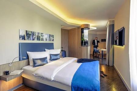 Premier Inn Heilbronn City Centre - 60