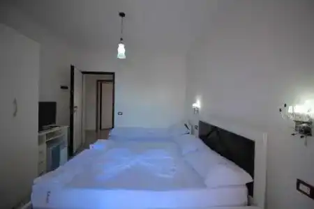 Keisa - 1