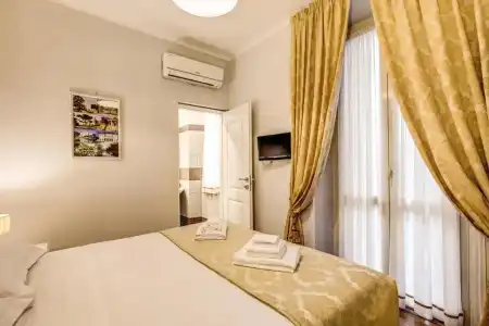 Gravina Suite Frattina - 92