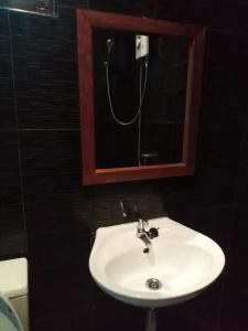 Regent Room - 8