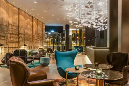 Motel One Frankfurt-Römer - 18