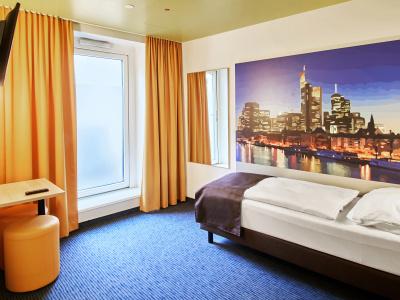 B&B Frankfurt-Hbf - 6