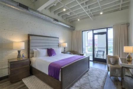 Studio 154 Luxury - 147