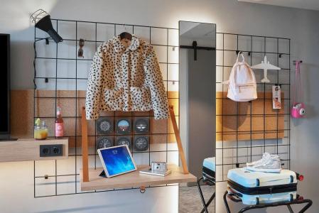 Moxy Cologne Muelheim, a Marriott - 9