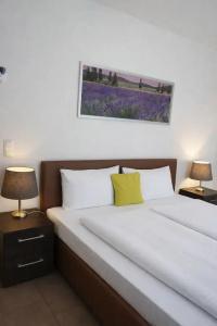 Bayers Boardinghouse & - 52