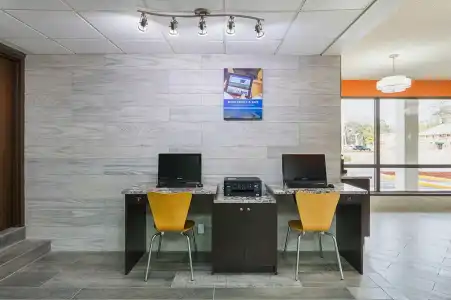 Motel 6 Savannah, GA - Midtown - 11