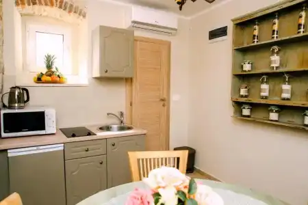 D & Sons Apartments - 52