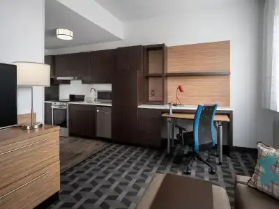 TownePlace Suites by Marriott Venice - 52