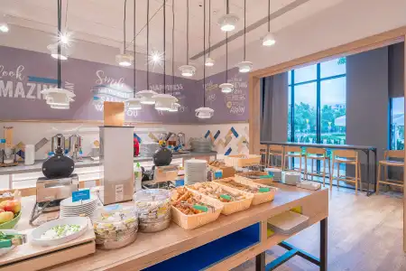 Hampton by Hilton Warsaw Mokotow - 14