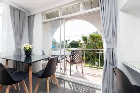 Aarangi Motel - 50