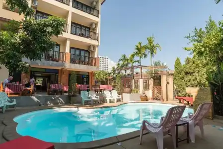 Riverside House - 8