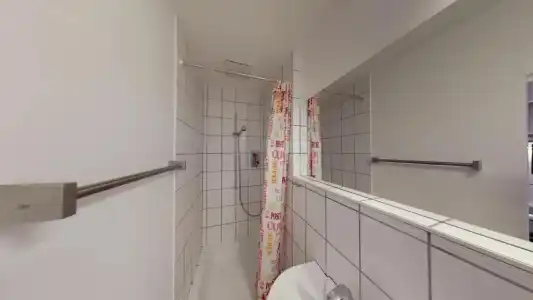 Unique Serviced Living at Airport Line - 54