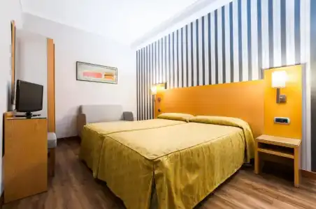 Ripoll Apartments - 52