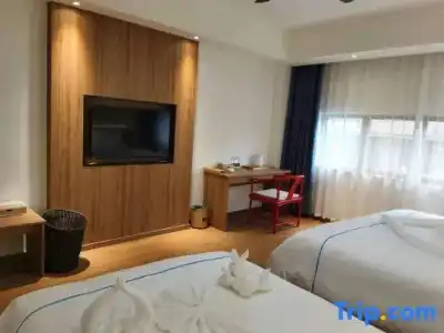 Tropic Towers Apartments - 43