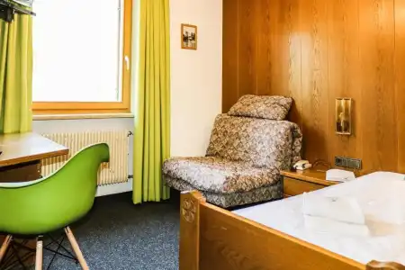 Guesthouse Pension Grafenstein - 2