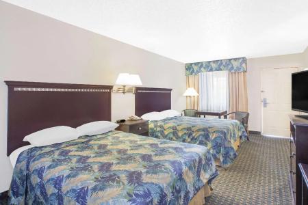 Super 8 by Wyndham Corpus Christi - 16