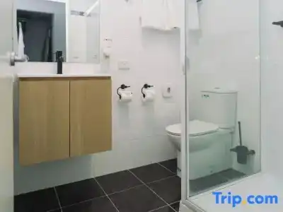 429 Apartments and Suites - 90