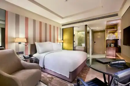 DoubleTree by Hilton Sukhumvit - 24