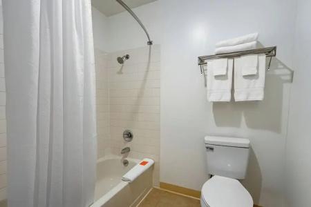 Rogue Regency Inn Medford Airport - 49