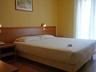 Regent - 111