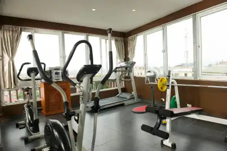 Thuy Anh - 12