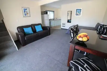 Palm City Motor Inn - 96