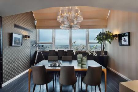 21st Floor - 74