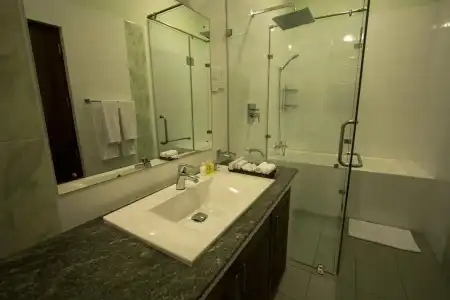 Ellen's Place - 9