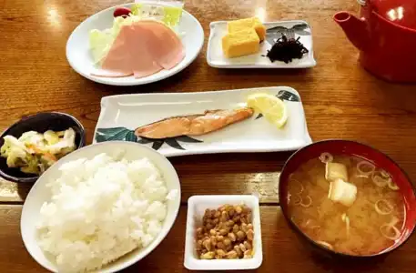U-Topia - 6
