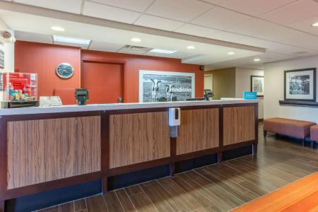 Hampton Inn Madison-East Towne Mall Area - 1