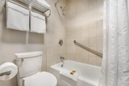 Best Western Plus Burnaby - 49