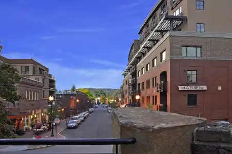 The Oxford Bend - 16