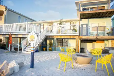 Sunburst Inn- Indian Shores Beach - 98