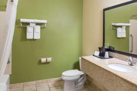 Sleep Inn & Suites Bakersfield North - 24