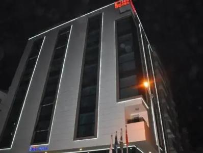 Dies - 44