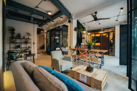 Chernchan Hostel - 1